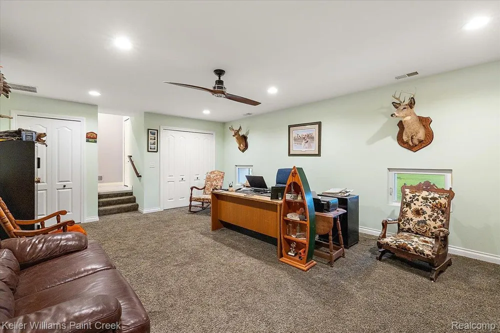 54230 Card Road Macomb Township, MI 48042