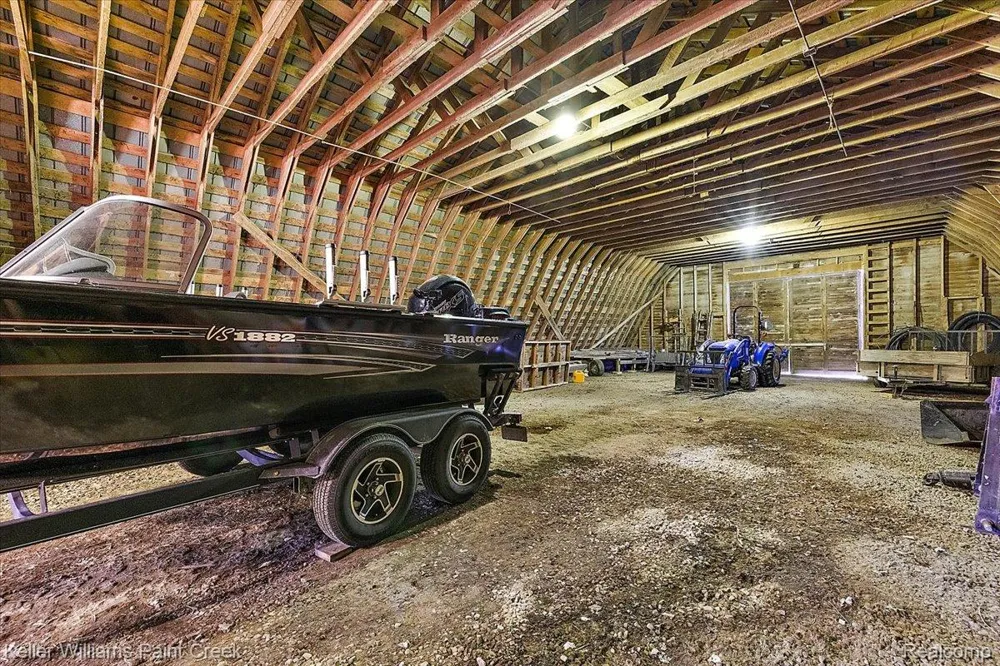 54230 Card Road Macomb Township, MI 48042