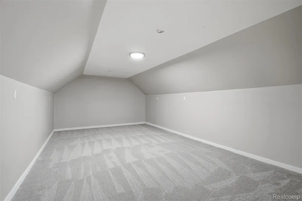 1968 Kellogg Road Genoa Township, MI 48114