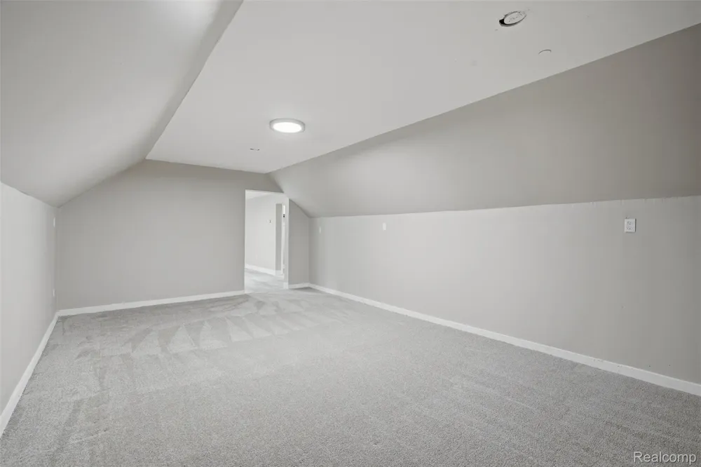 1968 Kellogg Road Genoa Township, MI 48114