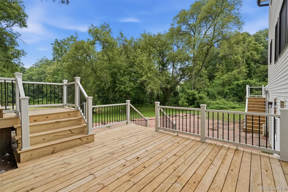 1968 Kellogg Road Genoa Township, MI 48114