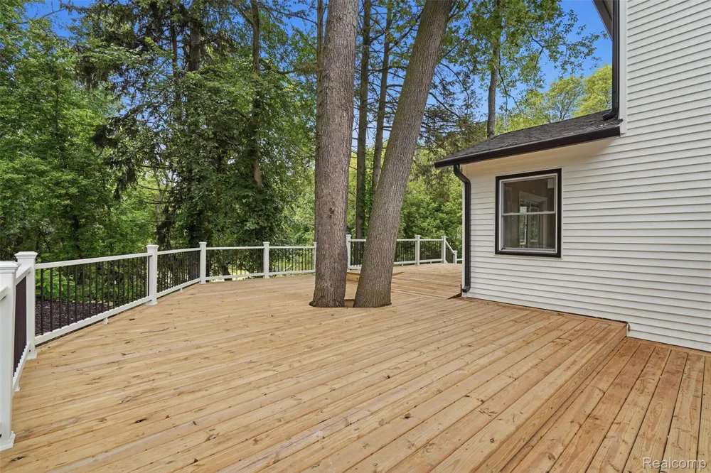 1968 Kellogg Road Genoa Township, MI 48114