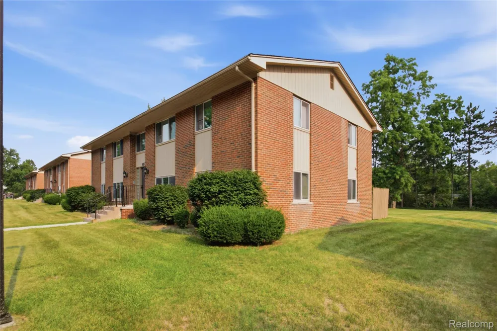365 Granger Road #1 Ortonville Village, MI 48462