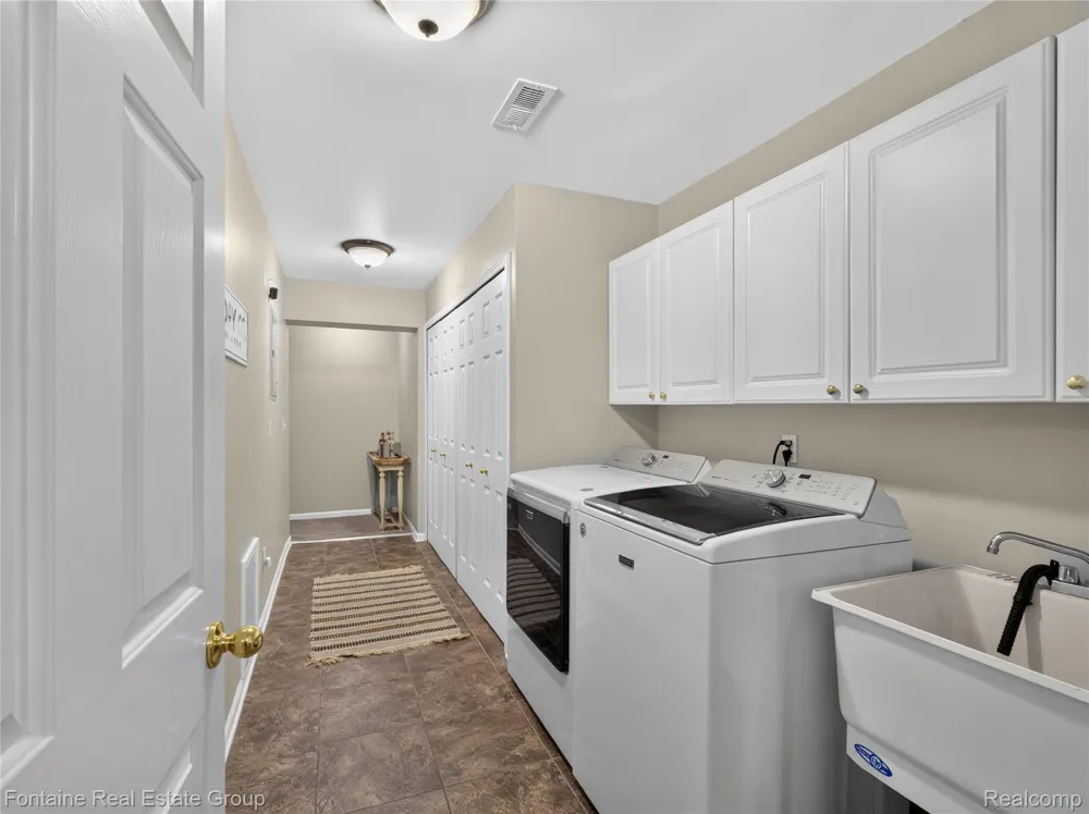 515 Mulberry Street Wyandotte City, MI 48192