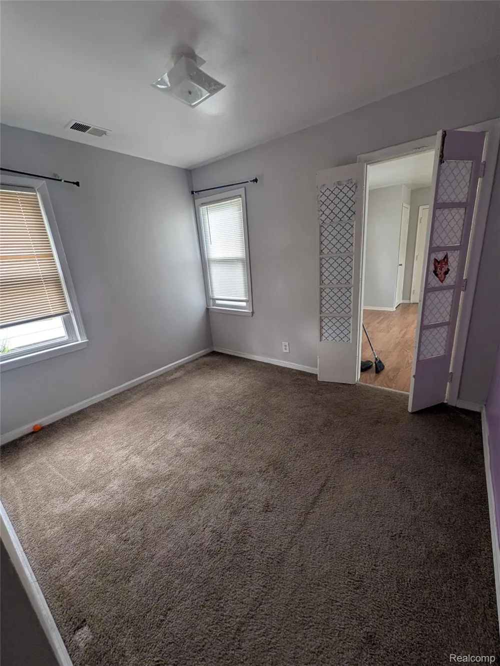 4869 Campbell Street Dearborn Heights City, MI 48125