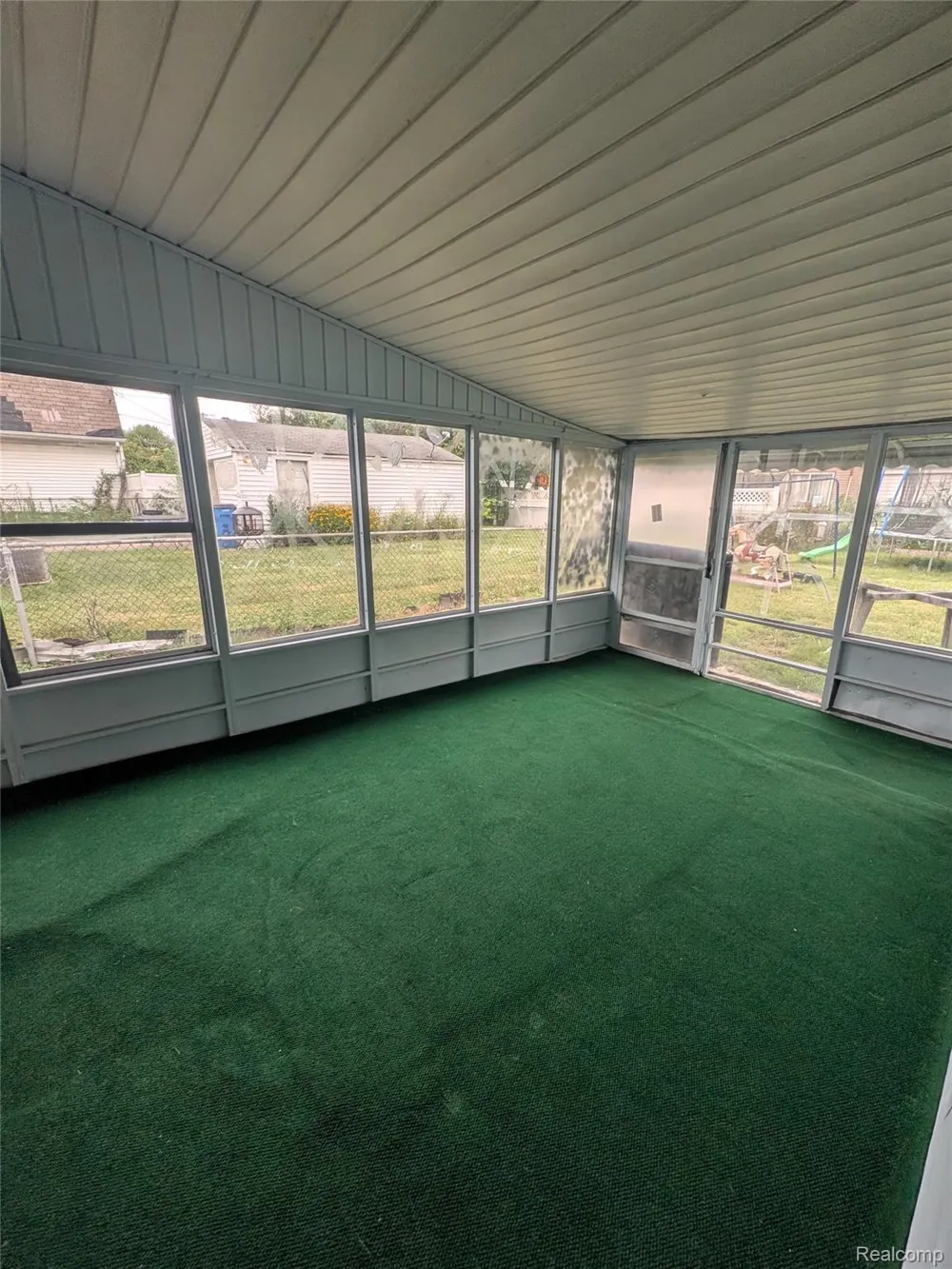 4869 Campbell Street Dearborn Heights City, MI 48125