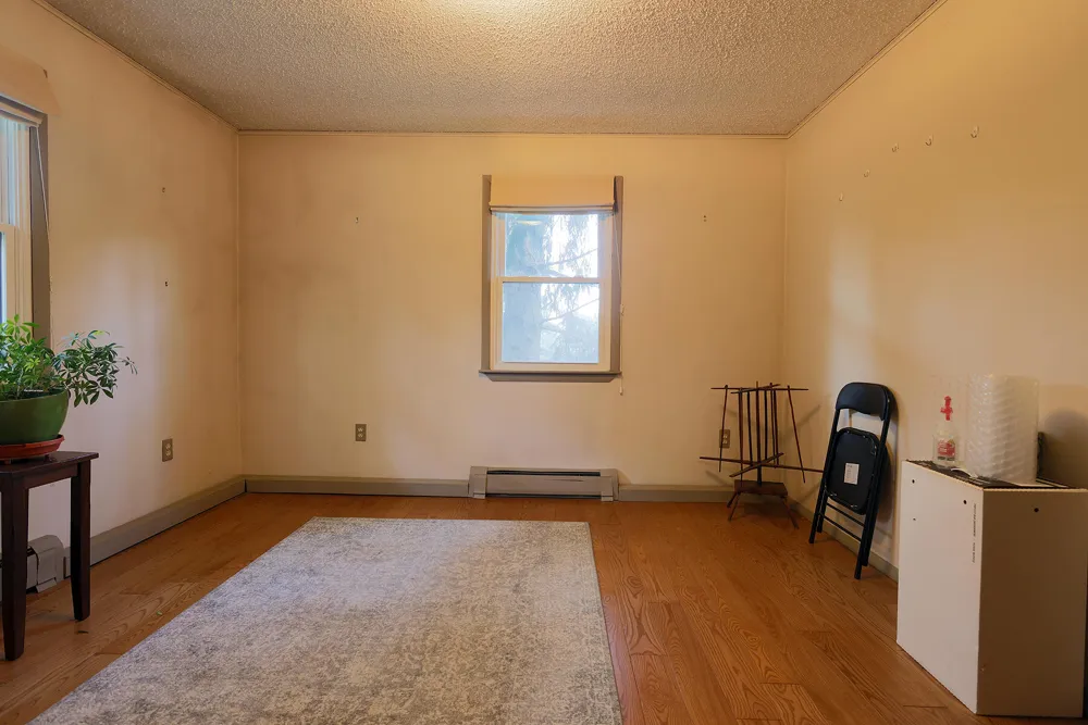 818 S Freer Road Lima Township, MI 48118