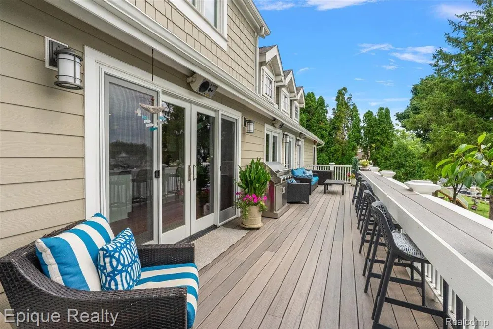 791 Central Drive Lake Orion Village, MI 48362