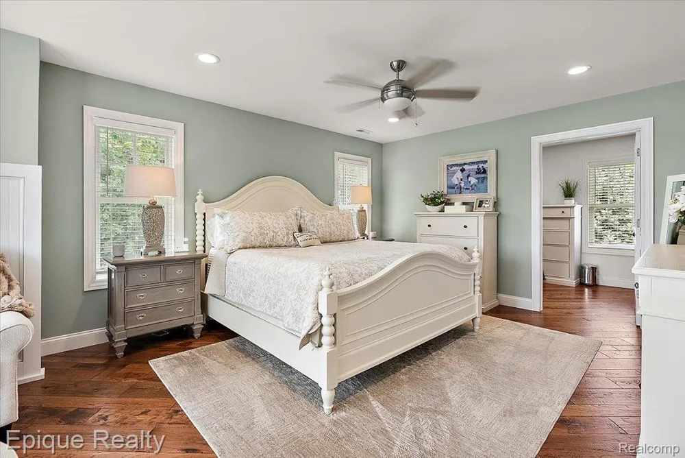 791 Central Drive Lake Orion Village, MI 48362