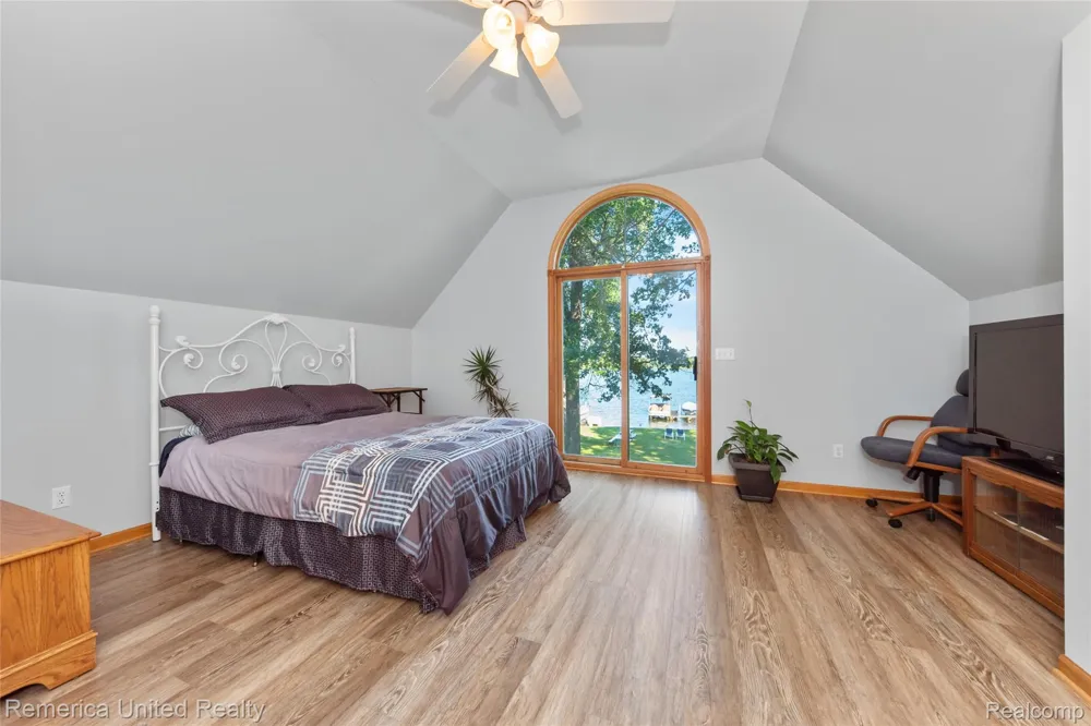1491 Division Drive Hartland Township, MI 48353