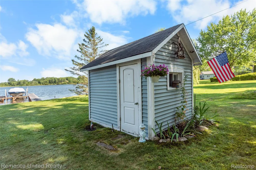 1491 Division Drive Hartland Township, MI 48353