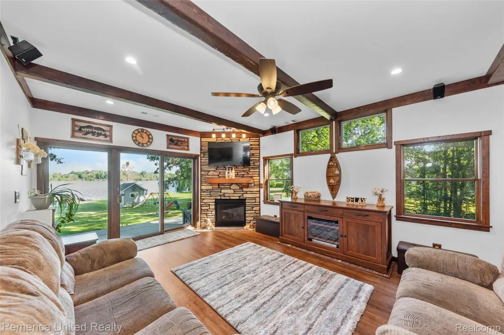 1491 Division Drive Hartland Township, MI 48353