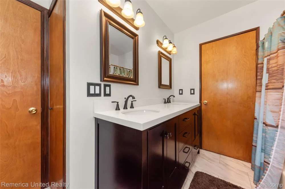 1491 Division Drive Hartland Township, MI 48353