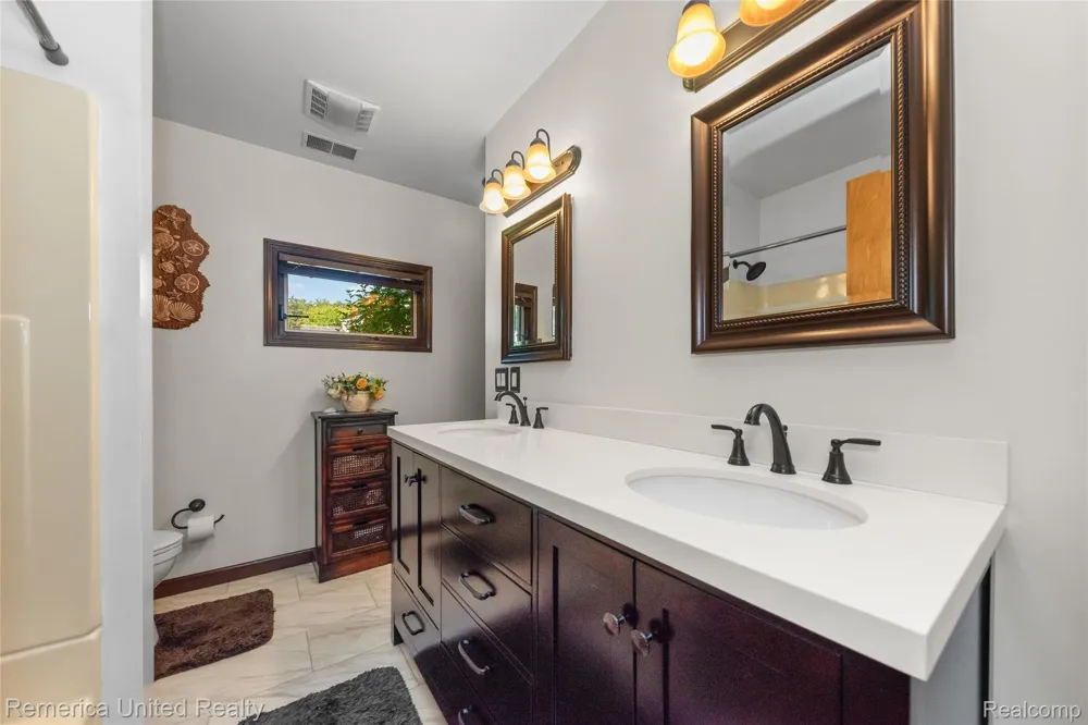 1491 Division Drive Hartland Township, MI 48353