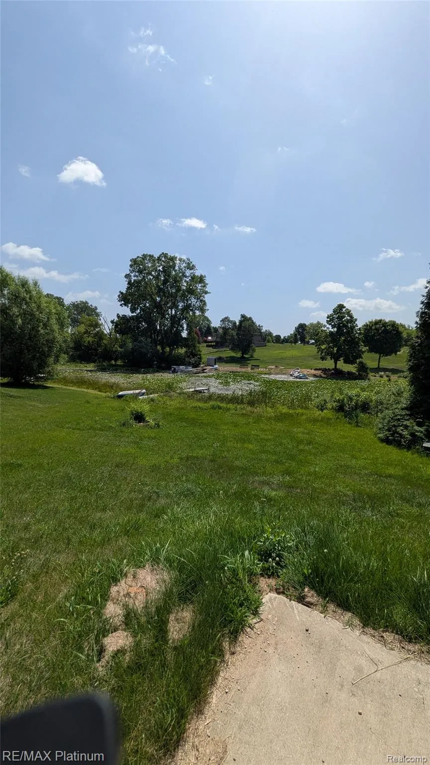 10149 Emerald Drive Cambridge Township, MI 49230