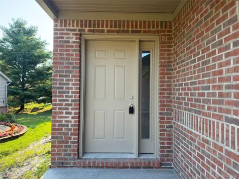 819 Chelsea Ridge Court