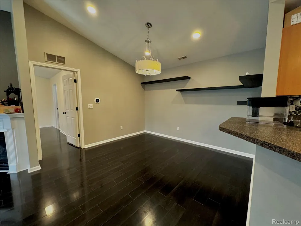 24208 Chesapeake Circle Commerce Charter Township, MI 48390