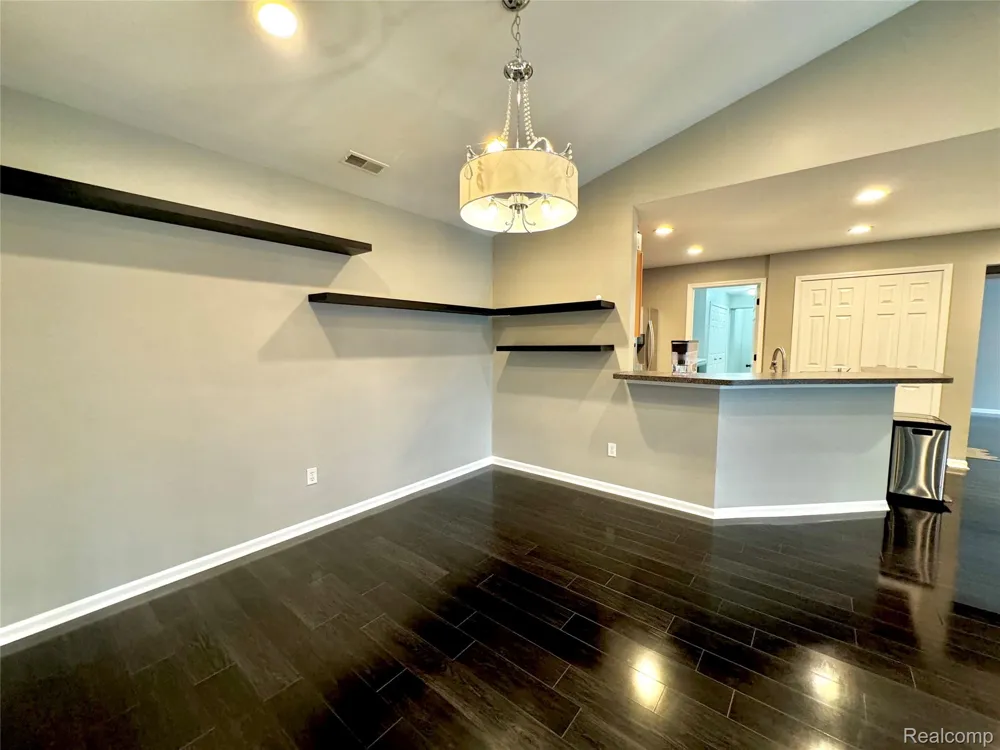 24208 Chesapeake Circle Commerce Charter Township, MI 48390