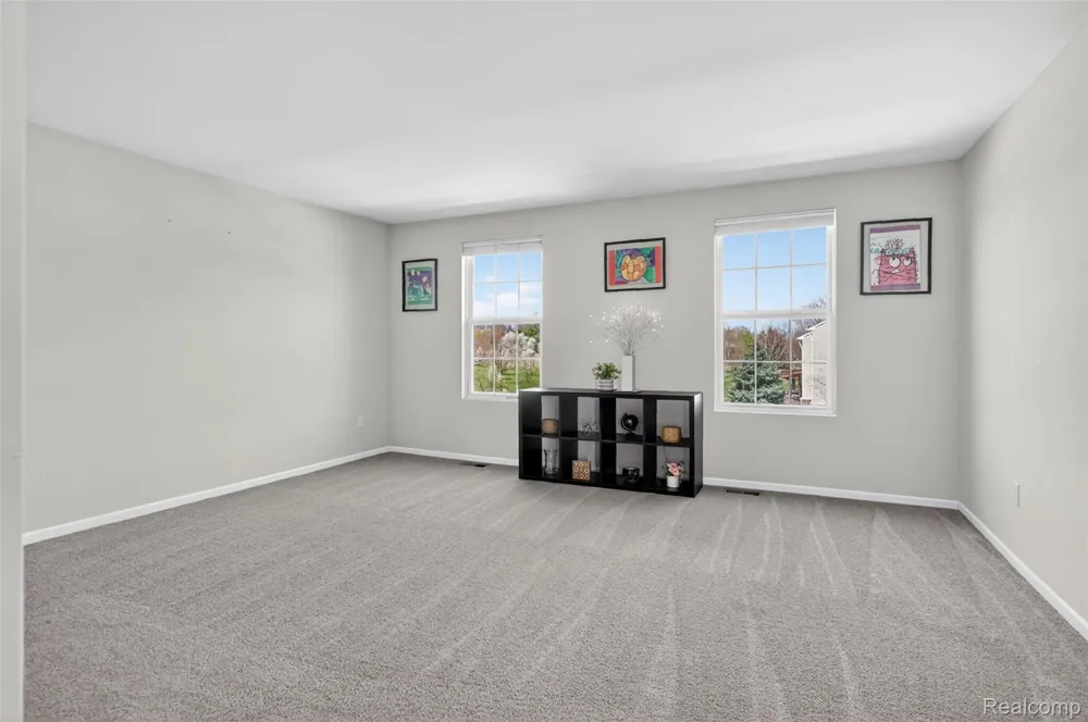 59371 Peters Barn Drive Lyon Charter Township, MI 48178
