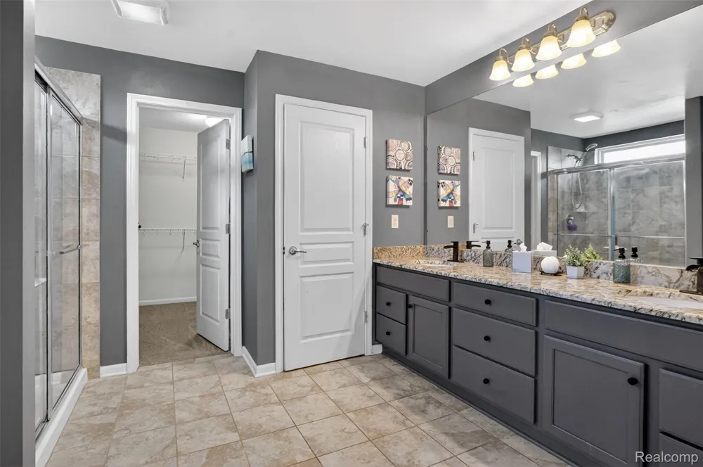 59371 Peters Barn Drive Lyon Charter Township, MI 48178