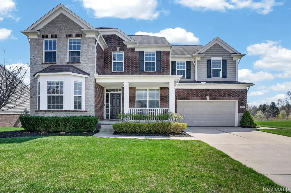 59371 Peters Barn Drive Lyon Charter Township, MI 48178