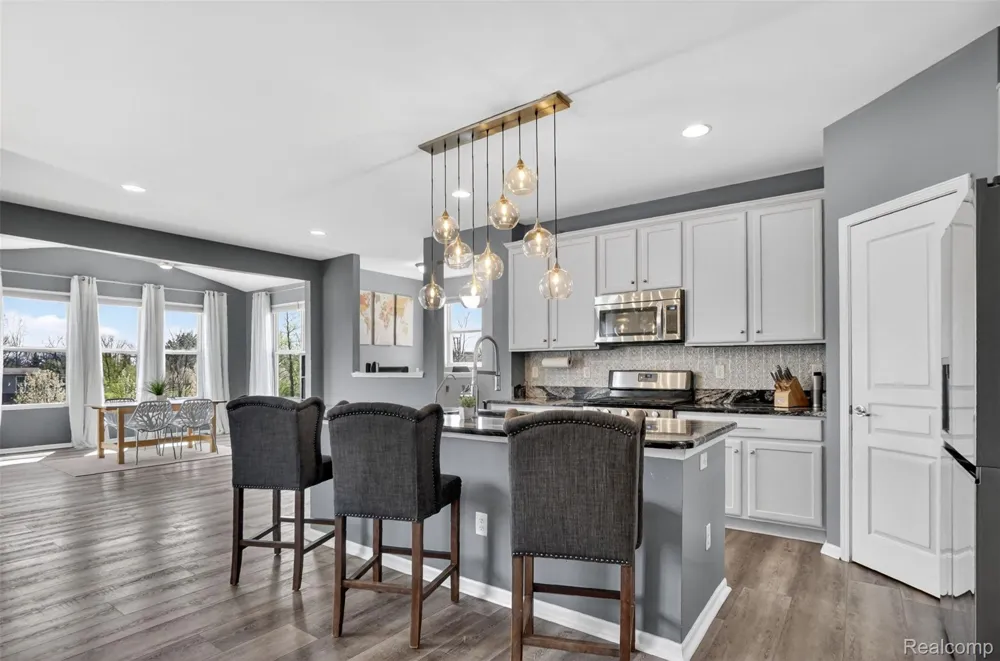 59371 Peters Barn Drive Lyon Charter Township, MI 48178