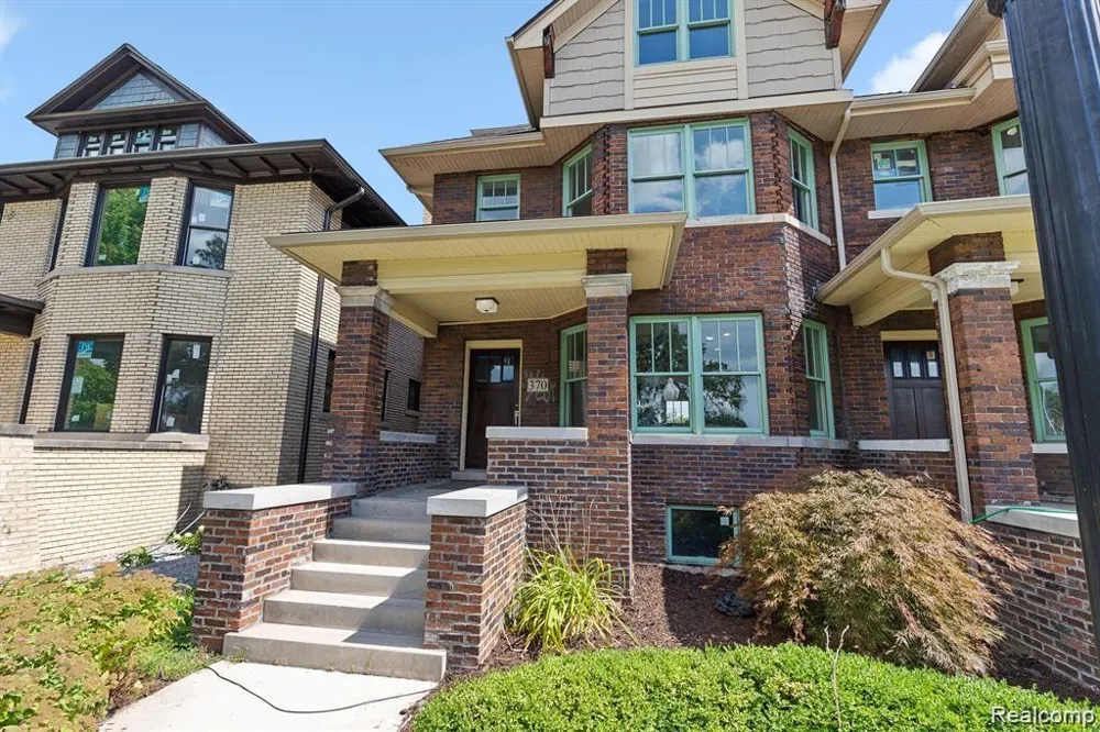 370 E Grand Boulevard Detroit City, MI 48207