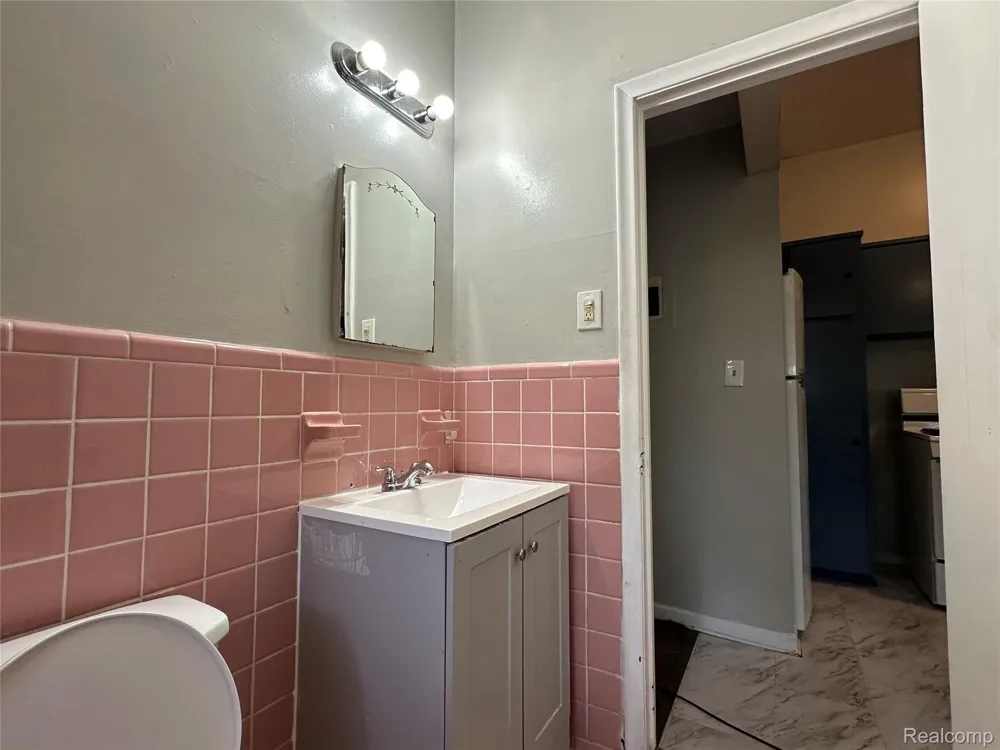 17274 Bentler Street Detroit City, MI 48219