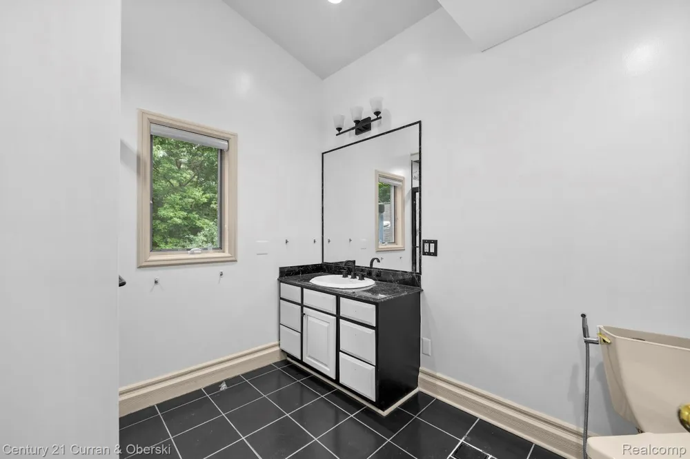 8785 Warren Road Superior Charter Township, MI 48170