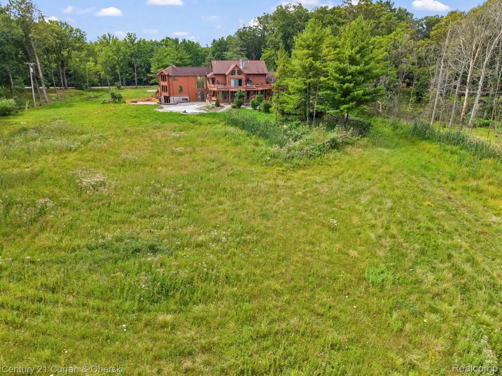 8785 Warren Road Superior Charter Township, MI 48170