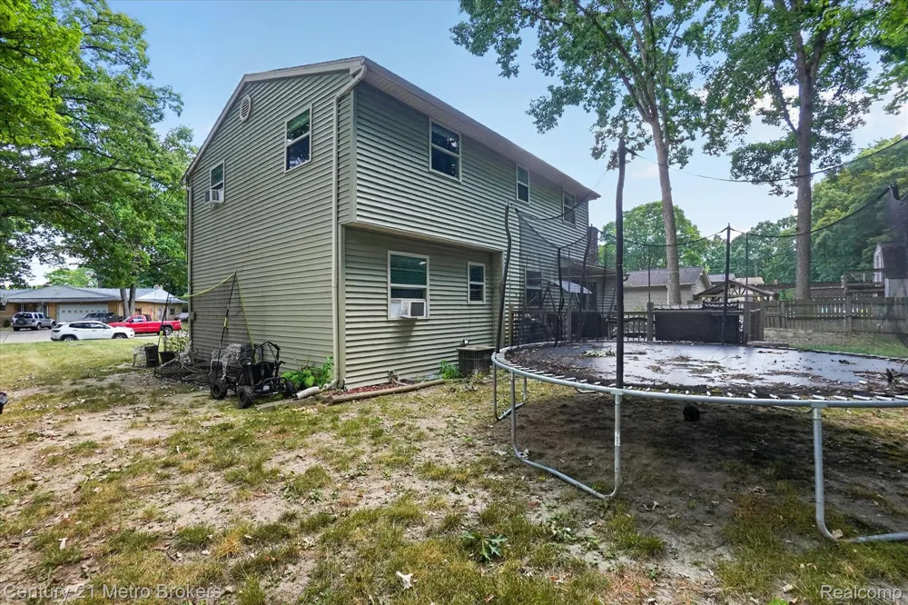 3047 Courtesy Drive Genesee Charter Township, MI 48506