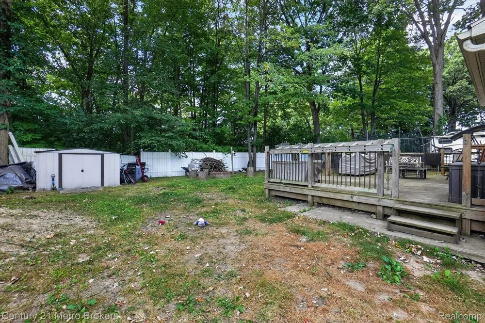 3047 Courtesy Drive Genesee Charter Township, MI 48506