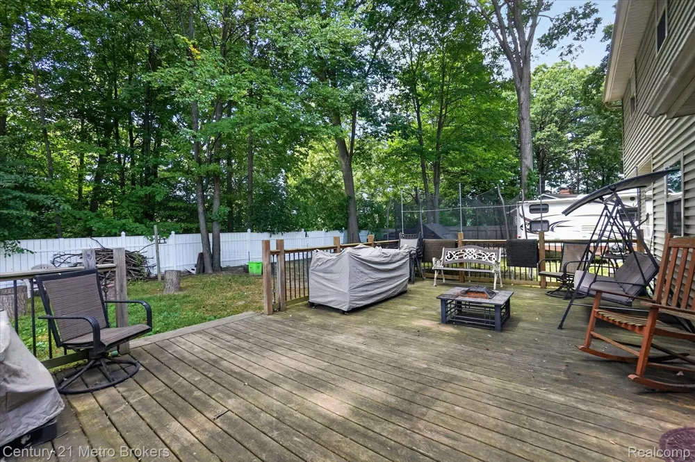 3047 Courtesy Drive Genesee Charter Township, MI 48506