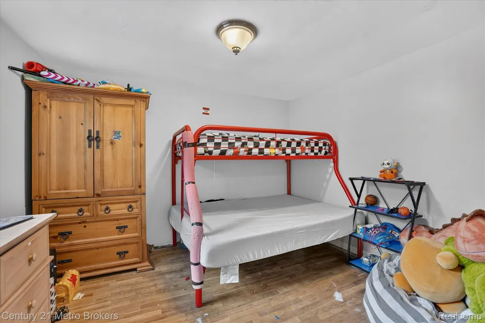 3047 Courtesy Drive Genesee Charter Township, MI 48506