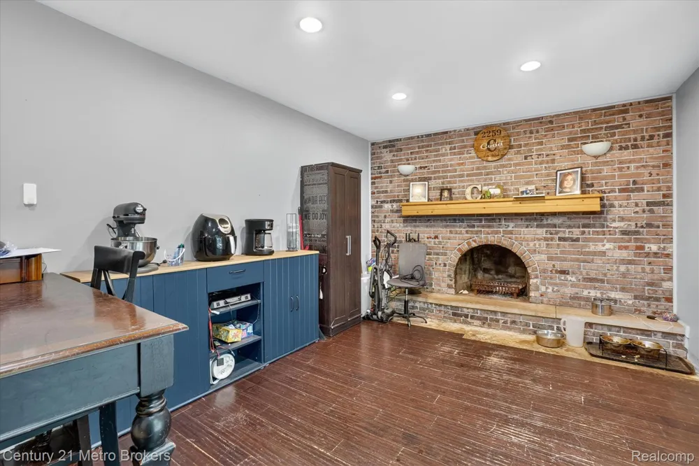 3047 Courtesy Drive Genesee Charter Township, MI 48506