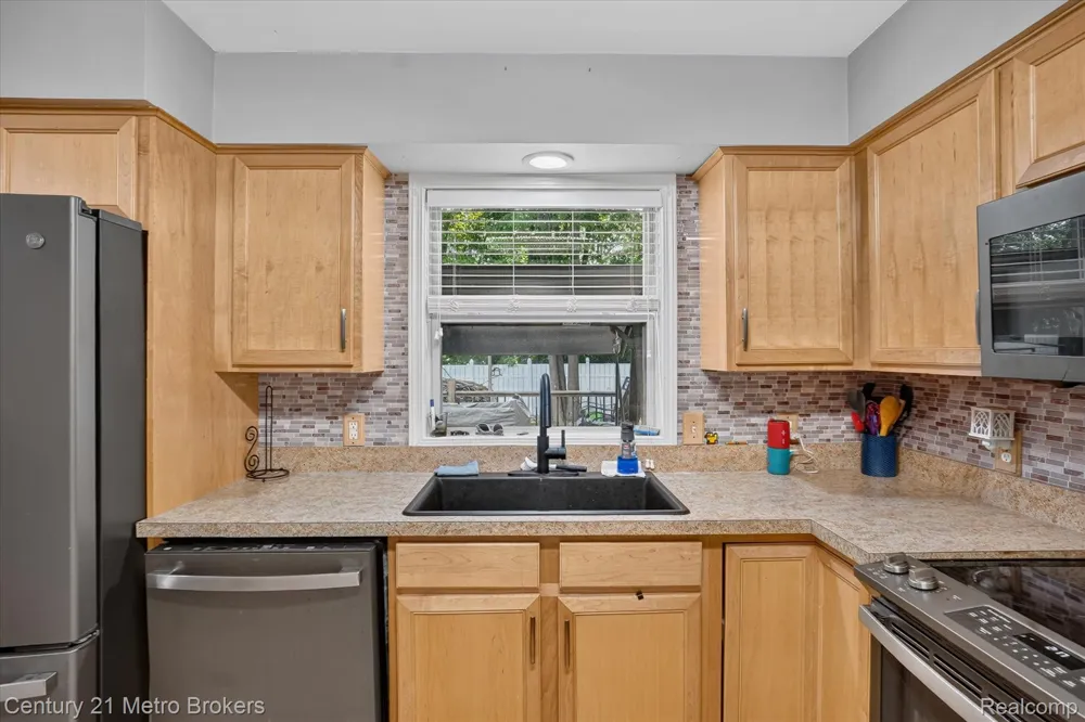3047 Courtesy Drive Genesee Charter Township, MI 48506