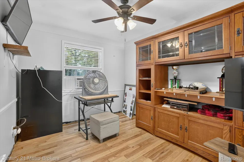3047 Courtesy Drive Genesee Charter Township, MI 48506