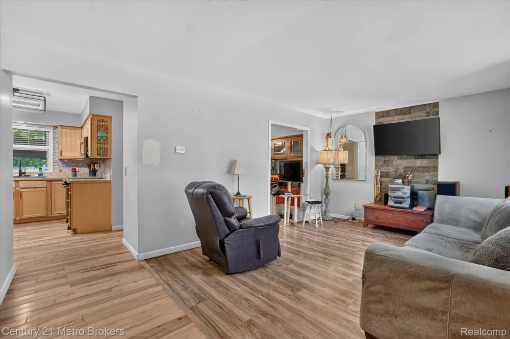 3047 Courtesy Drive Genesee Charter Township, MI 48506