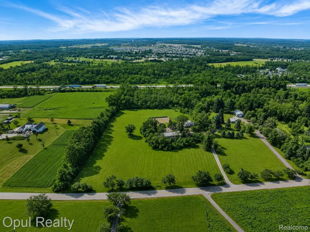 8855 Gross Road Lima Township, MI 48130