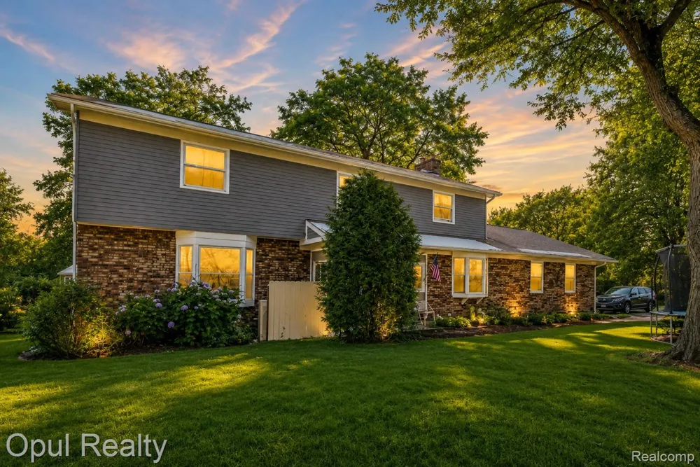 8855 Gross Road Lima Township, MI 48130