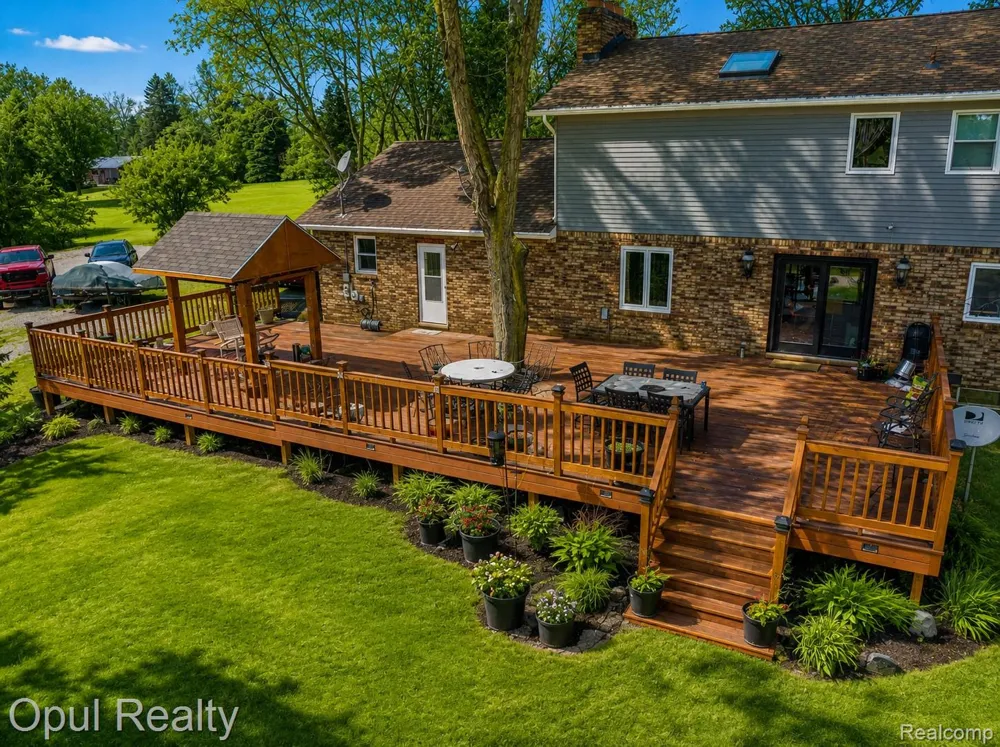 8855 Gross Road Lima Township, MI 48130