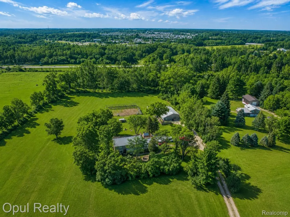 8855 Gross Road Lima Township, MI 48130