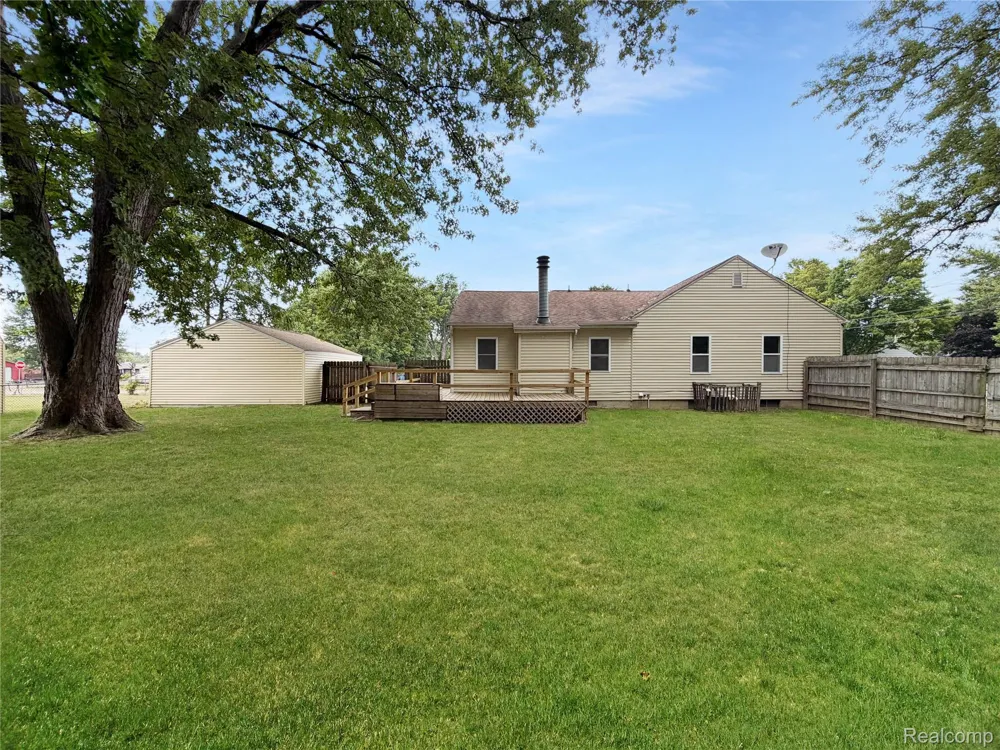 1380 Audrey Street Burton City, MI 48509