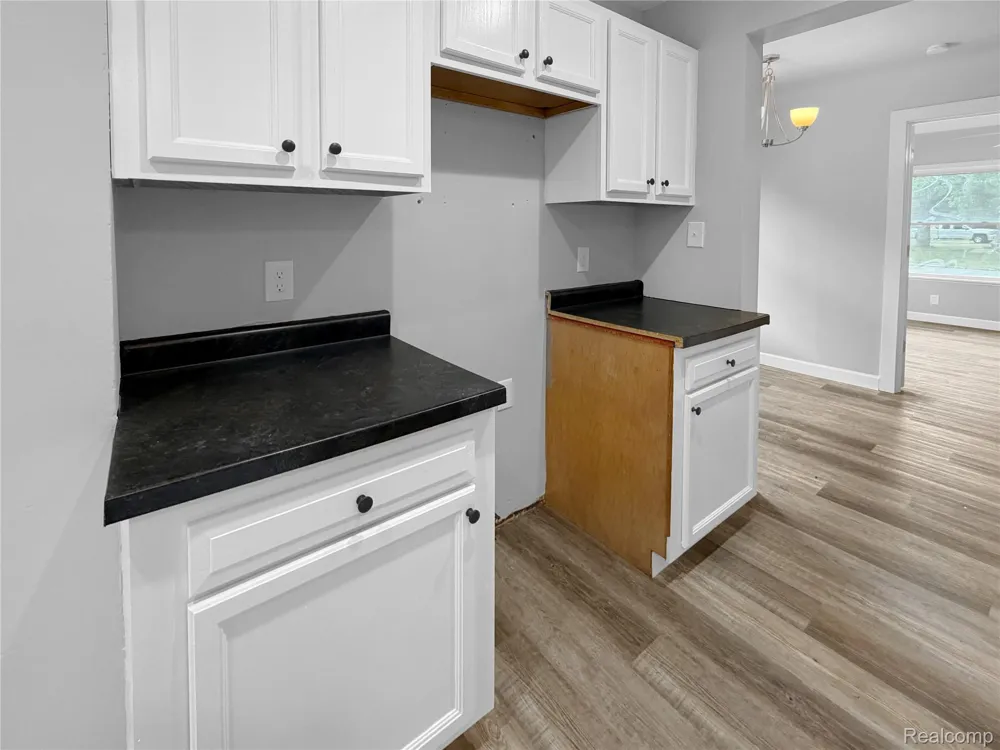 1380 Audrey Street Burton City, MI 48509