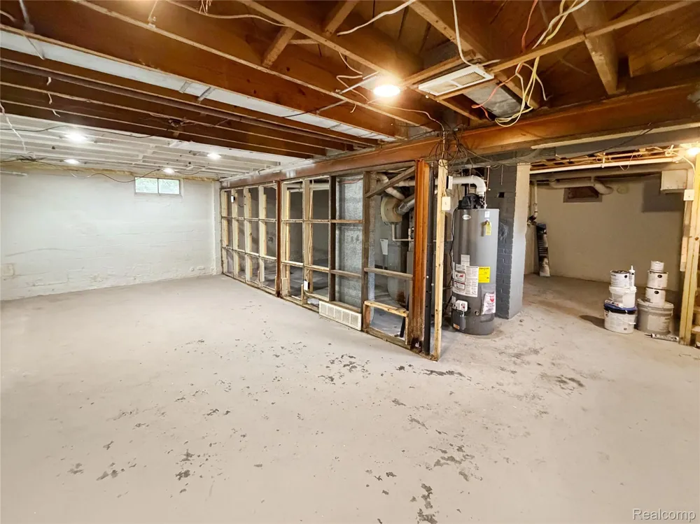 1380 Audrey Street Burton City, MI 48509