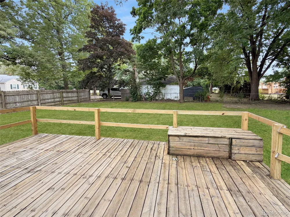 1380 Audrey Street Burton City, MI 48509