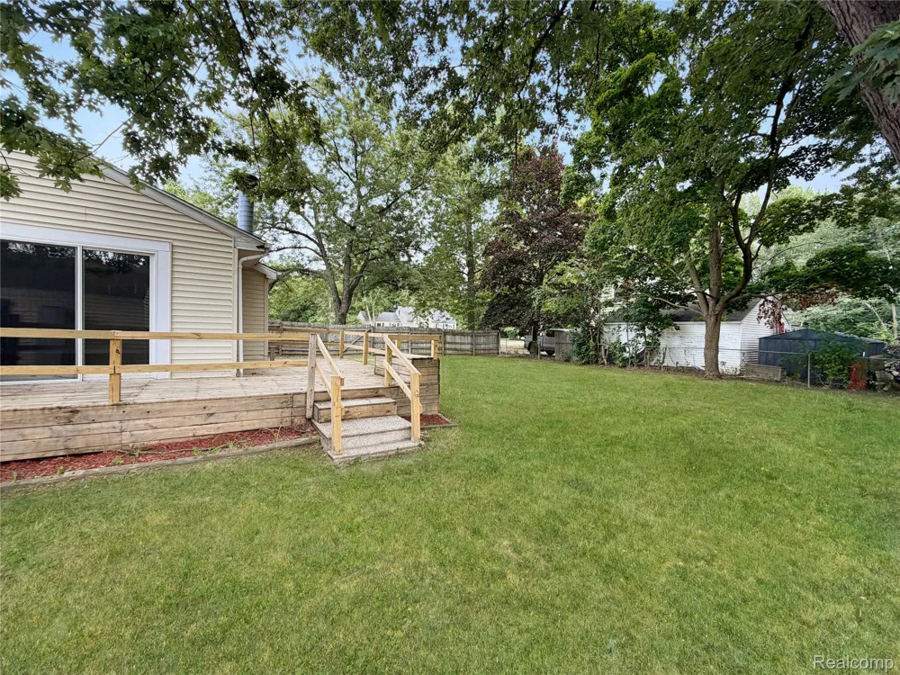 1380 Audrey Street Burton City, MI 48509