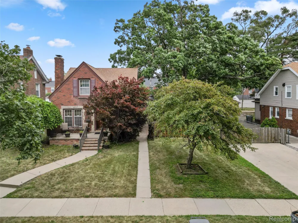 21730 Edna Street Dearborn City, MI 48124
