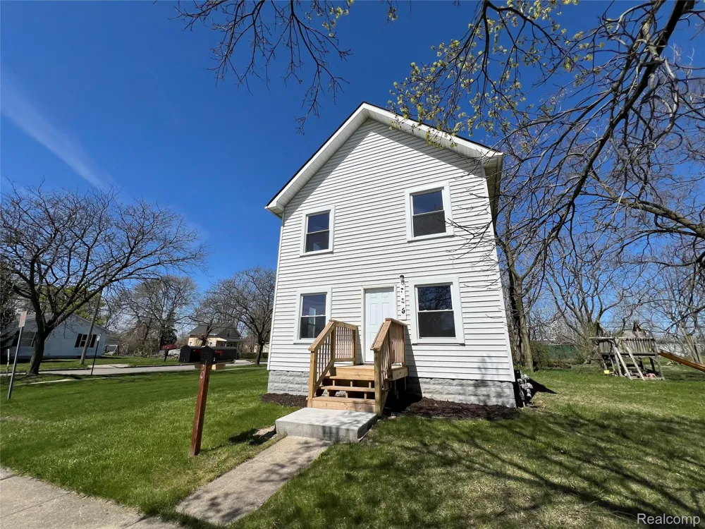 230 Almyra Avenue #Upper Monroe City, MI 48161