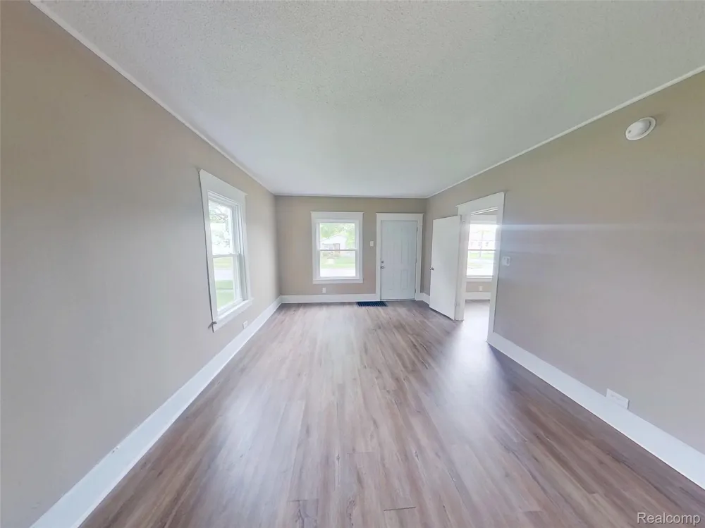 230 Almyra Avenue #Upper Monroe City, MI 48161